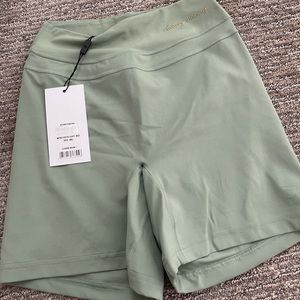Gymshark Whitney High Rise Shorts - Moss Green